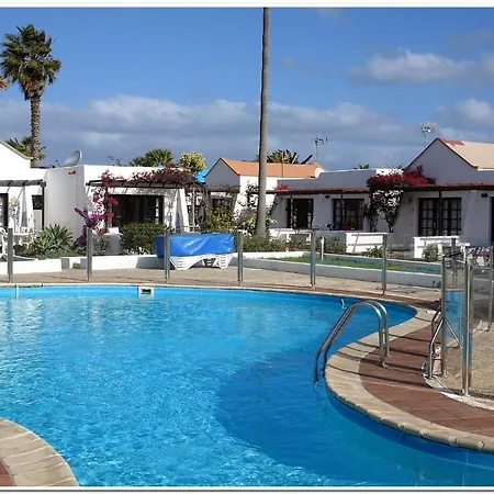 Estrella Del Mar 8. 1 Bedroom With Pool And Gardens 300 Metres From The Κοραλέχο