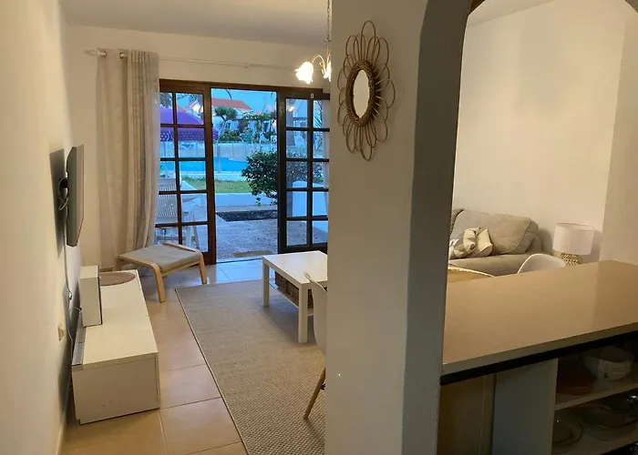 Estrella Del Mar 8. 1 Bedroom With Pool And Gardens 300 Metres From The קורלחו